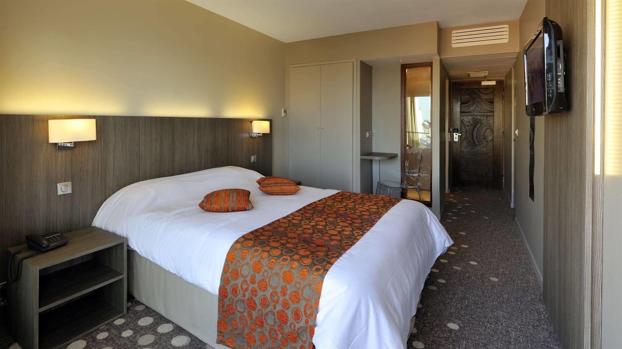 Hotel Le Nautic Arcachon Bagian luar foto